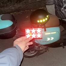 24片星形摩托车头盔反光贴纸，自行车装饰夜光贴纸，摩托车贴花，摩托车贴纸和图案，头盔配件，摩托车配件，头盔贴纸，摩托车乙烯基贴花，星形贴花，装饰贴纸，耐用乙烯基贴纸，耐用乙烯基，头盔图案，骑行者，夜间通勤者