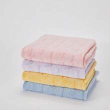 Miniso Sanrio Characters Microfiber Towel High-Density Microfiber Material With Strong Water Absorption & Quick-Drying & IP Pattern Printing Suitable For Home Face Washing And Bathroom Wiping (1 PC)