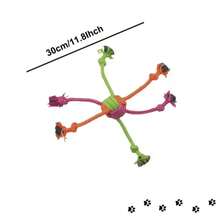 这款耐用且耐咬的互动绳索玩具专为狗狗设计——色彩鲜艳的耐咬绳索，饰有绿色和橙色流苏，非常适合户外活动和牙齿护理，也是送给爱犬的绝佳新年礼物。