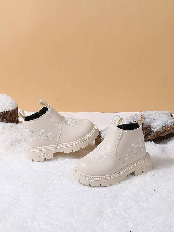 زوج من بوت الأطفال الخريفية/الشتوية الجديدة ذات القاع الناعم المضاد للانزلاق والمطرزة من الجلد، عصرية وشاملة للاستخدام اليومي