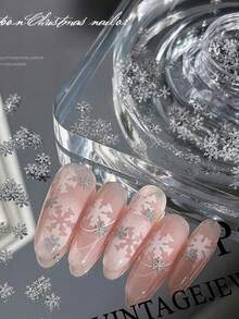 1 caja de lentejuelas de purpurina con diseño de copos de nieve, accesorios de uñas brillantes en 3D, escamas de nieve de lujo, decoraciones navideñas de invierno para uñas acrílicas y manualidades