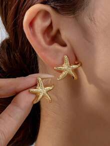 1 Pair Fashionable Smooth Starfish Earrings, Filled With Ocean Vibe, Minimalist & Compact, Versatile For Commuting - Golden Starfish 2 - View 5