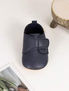 Retro Casual Sports Hook And Loop Soft Bottom Infant Boy Flat Daily Toddler Shoes