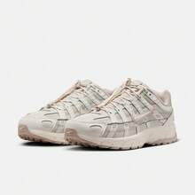 Nike Zapatillas deportivas de mujer de malla transpirable y de corte bajo - Beis - Ver 5
