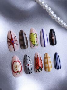 24 piezas de uñas postizas con forma de almendra, estilo pastoril de frutas y verduras para fiestas, zanahoria de dibujos animados con tablero de ajedrez amarillo, pera amarilla, estrella de color gris-verde que a menudo se usa para asistencia diaria, citas, reuniones, fiestas, salidas, bodas y otras ocasiones. Uñas postizas con pegamento de gelatina 1 pieza 1 lima