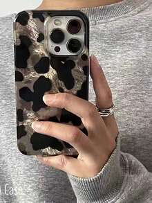 高级扎染棕黑色斑点不对称波浪纹牛奶箔纹理手机壳，兼容 17 Pro Max、Apple 16，软壳适用于 14 新款、15 Pro、16 Pro Max，防摔保护壳 - 黑色 - 查看 1