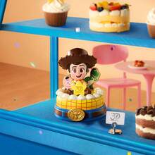 Miniso Disney Toy Story Überraschungsparty Blindbox Figur, exquisit restaurierte Animationscharaktere, Kuchenbasis mit allen Details, hochwertiges PVC-Material, Heimdekoration um eine fröhliche Atmosphäre zu schaffen (1 Stück zufällige Lieferung) - Verschiedenfarbig - Übersicht 7
