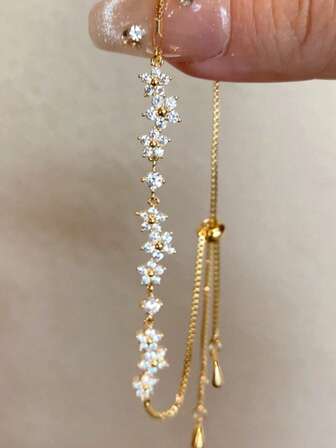 1 pieza Pulsera de flor de cinco hojas con circonita cúbica brillante, pulsera ajustable delicada con diamantes para mujer, joyería de cobre para fiesta, uso diario y boda