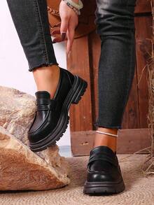 Women's Shoes, Women's Platform Flats, New Slip-On Loafers, Black Thick-Soled British Style Flats, Versatile Casual Flats, Retro Shallow Thick-Soled Women's Flats, Round Toe Non-Tiring Women's Flats - Black - View 3