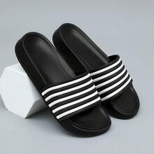 情侣款柔软EVA平底防滑家居拖鞋，男士浴室拖鞋，夏季男士沙滩凉鞋，舒适，适合室内外休闲穿着，家居拖鞋 - 黑與白 - 查看 6