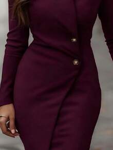 女士优雅V领修身连衣裙，收腰设计凸显身材，舒适时尚，适合工作通勤/约会/休闲聚会/派对等场合，是优雅高贵女性的完美之选。