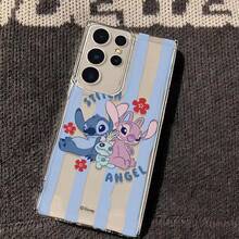 Miniso Clear Phone Case With Disney's Lilo & Stitch Print. Features Stitch, Angel, And A Small Alien, Set Against A Light Blue And White Striped Background With Red Flowers , For Samsung Galaxy S25 Ultra/S25 Plus/S25/ Galaxy S24 Ultra/S24 Plus/S24/S24 FE/S23 Ultra/S23 FE/S22Ultra/S22 Plus/S22/S21 Ultra/S21 Plus/S21/S21 FE/A10/A10S/A12/A13/A14/A15/A16/A20/A30/M10S/A20S/A22/A23/A24/A25/A33/A34/A35/A52/A53/A550/A30S/A50S/A54/A72/A73/Galaxy Note20Ultra/Galaxy Note20/Galaxy Note10Pro/Galaxy Note10Plus,Galaxy S25 Case,Galaxy S25 Case,Galaxy S25 Ultra Case Plus Stocking Stuffers,The Girlfriend,The Chosen,Early Fall Fashion. - 透明的 - 查看 4