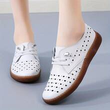 Zapatillas bajas transpirables con diseño calado para mujer, informales, sin cordones, con parte superior, interior y plantilla de microfibra de color liso para todo tipo de clima, suela de TPR. Calzado versátil para exteriores. - Blanco - Ver 3