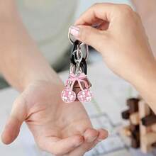 قطعة واحدة من حامل المفاتيح بشكل الكرز كهدية لحفلة الكرز، "هي الكرزة على القمة"، ديكور حفلة عيد الميلاد بالكرز الأحمر والوردي، لوازم حفلة الزفاف - متعدد الألوان - مشاهدة 3