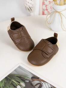 Retro Casual Sports Hook And Loop Soft Bottom Infant Boy Flat Daily Crawling Shoes
