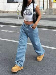 Women's Y2K Loose Straight Leg Jeans With Butterfly Embroidered Pockets - Medium Wash - View 5