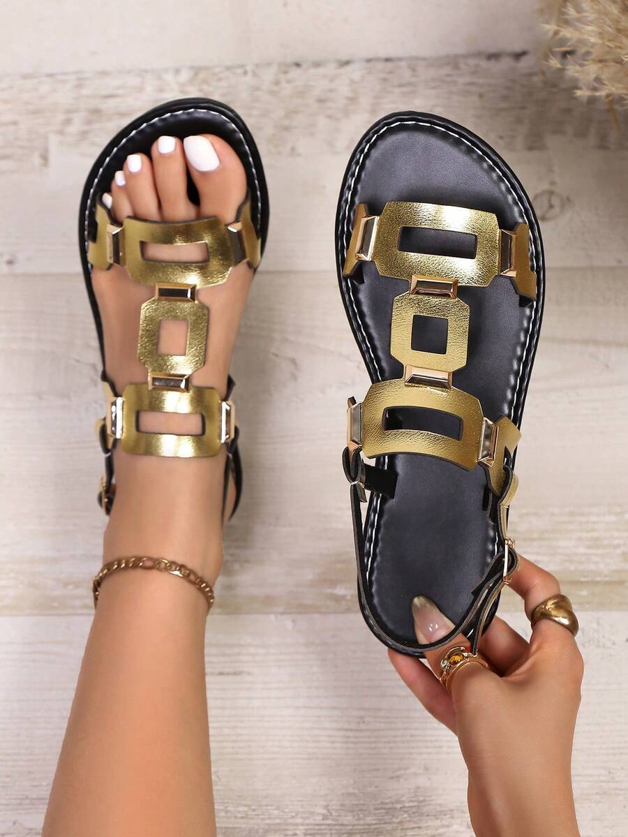 新款女士时尚平底凉鞋，纯色沙滩PU皮镂空几何图案铆钉搭扣，女士时尚平底凉鞋，沙滩凉鞋，夏季