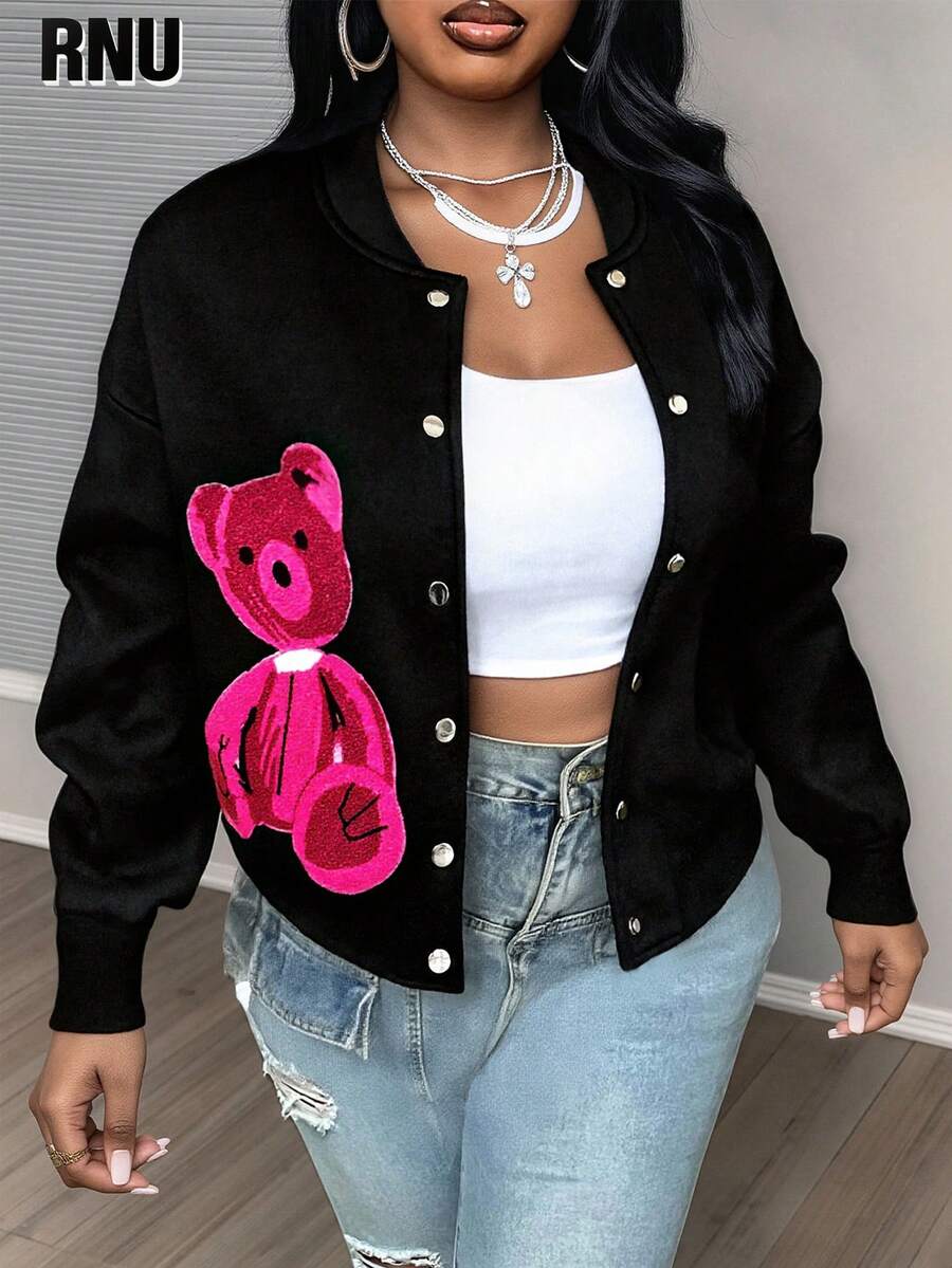 RNU Sudadera casual de felpa para mujer de talla grande, con cuello y puños acanalados, decoración de botones metálicos, parche de oso lindo, diseño de cintura ceñida, nueva colección de otoño/invierno para mujer de talla grande, adecuada para conciertos, versátil para moda, citas nocturnas, vacaciones, prenda de vestir de manga larga versátil
