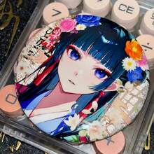 1pc The Apothecary Diaries 2025 New Product - Badge Pendant, Desktop Decor, Bag Charm, Display Collection, Home Decoration, High Transparency Material High Definition Printing, Bedside Desk Decor, Desktop Collection Ornament, Desk Decor Accessory, Anime Desktop Decor - Multicolor - View 15