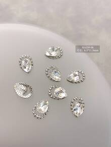 5Pcs/30Pcs/50Pcs Mixed Size Luxury Nail Rhinestone Decorations, New Sparkling Alloy Stacked Rhinestone, Crystal Oblique Heart & Square Nail Charms, Diy Nail Supplies Nails Nail Gems