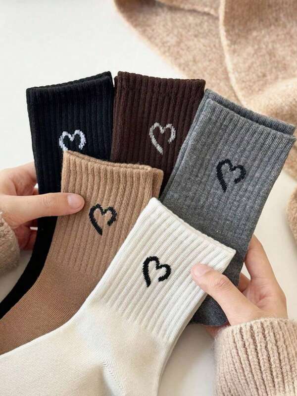 5 par damskich skarpetek do połowy łydki z wzorem w serca, modne i wygodne, w stylu uniwersyteckim, odpowiednie na każdą porę roku