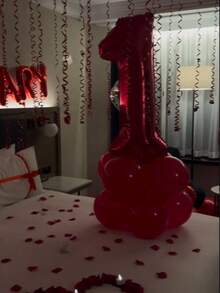 58件套周年纪念装饰气球套装，周年快乐横幅，32英寸红色数字气球，红色心形气球，情人节装饰气球，周年纪念、结婚、求婚派对、生日庆祝、新年室内装饰、房间装饰 - 彩色 - 查看 3