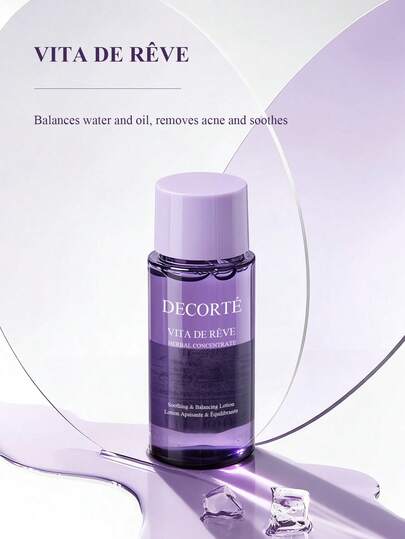 DECORTÉ Lozione per la cura della pelle Vita De Rêve formato da viaggio 30ml/1.01oz. Contiene estratti di erbe di menta per infondere umidità alla pelle. Condiziona e idrata anche l'aspetto dei pori dilatati.