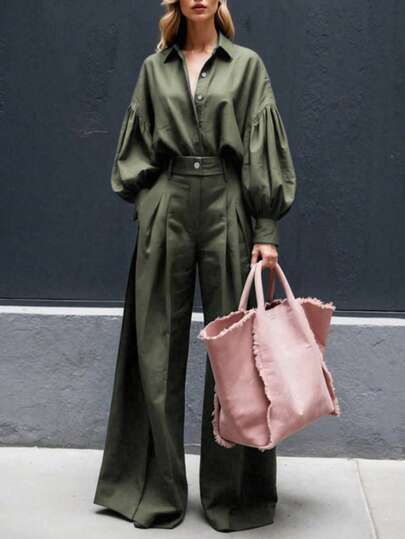 Conjunto de camisa de manga larga con botones metálicos de unicolor y cuello abullonado, y pantalones de pierna ancha versátiles, adecuado para salidas, trabajo, reuniones, un atuendo elegante y estiloso para ir y venir, nuevo estilo de moda casual de otoño e invierno para mujeres