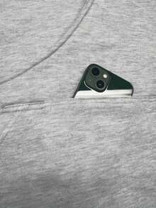 宠物专用加长连帽卫衣，保暖内衬，舒适纯色前袋设计，适合遛狗、通勤及其他需要携带宠物的场合，保暖时尚，适合秋冬季节，可用于度假、上学、居家及日常休闲穿着。 - 淺灰色 - 查看 5