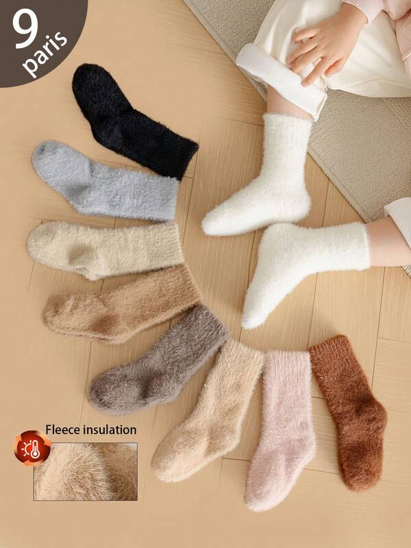 Conjunto de 9 pares de meias infantis de cano médio, grossas, quentes e com forro térmico, em cores sólidas, para outono/inverno.