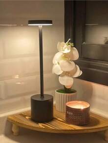 1 buc. Lampă de masă LED portabilă din metal cu senzor tactil, reglabilă în 3 culori, reîncărcabilă, potrivită pentru noptieră, camping, interior, exterior, terasă, sufragerie