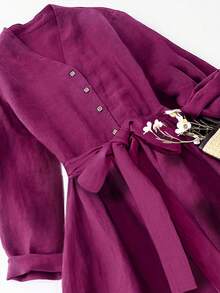 女式 V 领前开式休闲优雅长袖束腰连衣裙，秋季女式连衣裙 - 紫色 - 查看 3