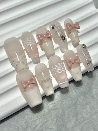 10 st vår sommar söt sexig handgjord nagelpuder handmålad spets rosett söta lösnaglar enkla franska press-on manikyr press-on naglar kistnaglar nageltillbehör (1 ark geléklistermärken + 1 st nagelfil)