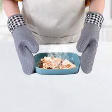 Double-Layer Heat-Resistant Hand Cover, Silicone And Cotton, Specially Designed For Kitchen Ovens, High-Temperature Resistant, Anti-Slip And Heat-Resistant, Microwave Oven Baking, Effective Heat Insulation - Multicolor - View 9