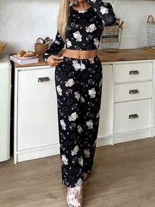 2件套女士圆领短款印花长袖上衣+松紧腰裤可爱家居服套装，秋冬服装 - 黑色 - 查看 5