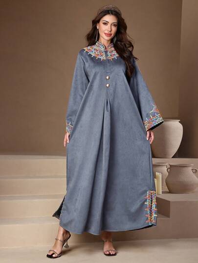 Elegant Embroidered Arabic Style Dress, Jalabia Slit Hem Long Sleeve V-Neck Robe, Luxury Embroidery Design Kaftan Robe, Autumn/Winter 2026