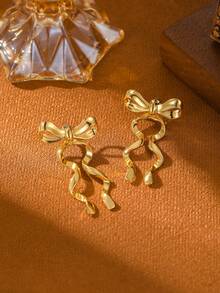 1Pair 14K Gold Metal Ribbon Charm Bow Stud Earrings, Women's Fashion Wedding Earring, Elegant Long Earrings, Perfect Gift For Mother's Day, Valentine's Day, And Christmas
