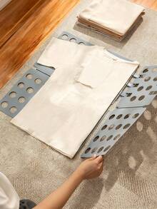 衬衫折叠板、衣物折叠板、塑料洗衣折叠架、家用收纳工具、T恤折叠板、T恤折叠器、衣物折叠板、塑料洗衣折叠架、可调节塑料衣物折叠板、便捷衣物整理器、多孔设计方便居家收纳、成人儿童适用 - 彩色 - 查看 6