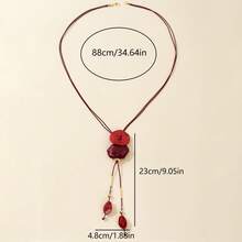 قلادة طويلة من سبيكة الألومنيوم والراتنج بتصميم عشوائي، بأشكال وألوان وأنماط متنوعة، بأسلوب عطلة عادي