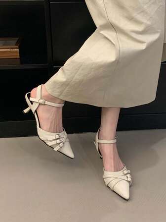 尖头高跟凉鞋，皮带扣设计，镂空性感细高跟，低鞋面高跟鞋，适合春秋季节穿着，猫跟鞋