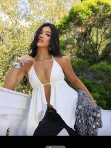 Women's Blouse With Deep V-Neck And Halter Neck – Thin Straps And A Loose, Elegant Fit For Summer - trắng - Xem 1