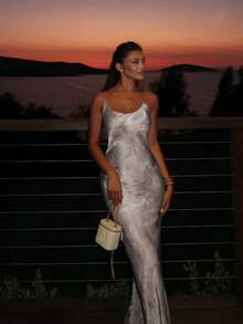 U领露背吊带高腰派对晚礼服，完美适用于婚礼、伴娘及各种派对场合。 - 香檳色 - 查看 5