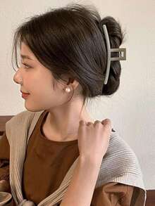 1 pieza/4 piezas Pinzas de plástico ligero de gran tamaño y forma curva para el cabello, accesorios para peinados, pinzas de cabello con forma de diente de tiburón de unicolor retro 3D, pinzas de mandíbula para el cabello, adecuadas para uso diario, lavado, combinación de atuendos, regalo para amigos - Multicolor - Ver 10