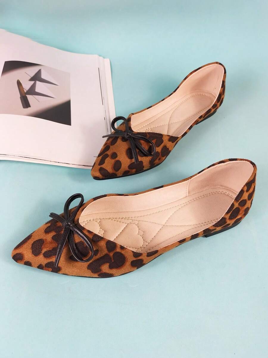 Sapatilhas femininas plus size vintage com laço, bico fino e estampa de leopardo, tamanhos 41-43 (UE). - Estampa de leopardo - Ver 1