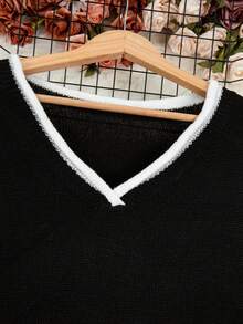 Plus Women's V-Neck Casual Solid Color Long Sleeved Sweater