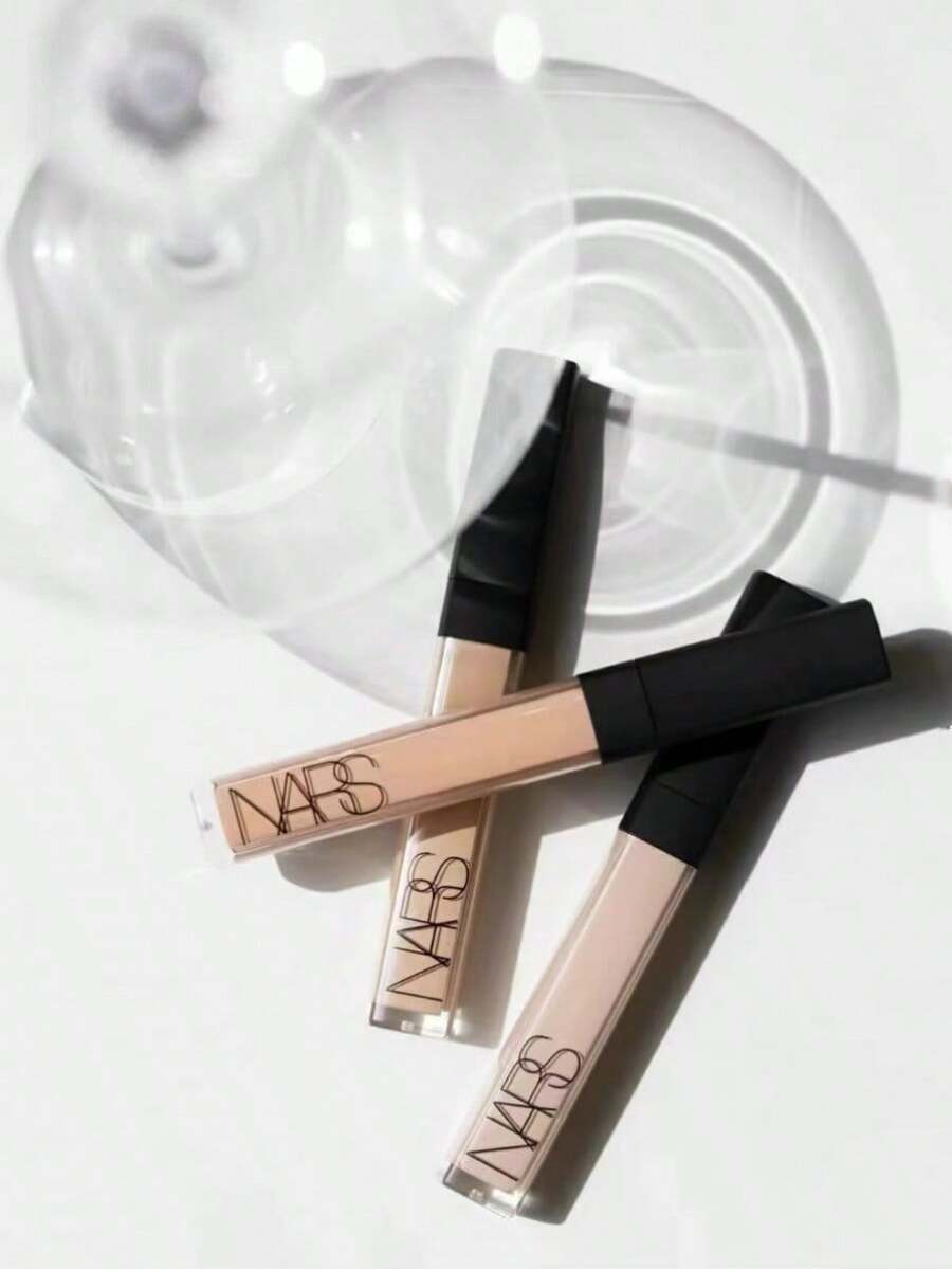 Nars [Mini] Radiant Creamy Concealer 1.4ml Vanilla, This Multi-Tasking Formula Instantly Conceals Imperfections, Brightens Dark Circles And Minimizes Signs Of Fatigue. Light-Diffusing Mineral Powder Helps Reduce The Appearance Of Fine Lines And Wrinkles. - #VANILLA - View 1