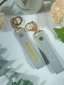 1 Stück personalisierter großer Ring Schlüsselanhänger - Individualisierte Schlüsselanhänger - Handschlaufen Schlüsselanhänger - Taschendekoration - Autohaken - Geschenke für sie - Mode Schlüsselanhänger - Weihnachtsgeschenke, nur Schriftzeichen, Sonderzeichen können nicht individualisiert werden, Multifunktional, Dekorativ, Wiederverwendbar, Exquisit, Stilvoll, Hochwertig, Farbig, Modern, Individuell, Personalisiert, Einzigartig, Wohndekoration, Wohndekoration, Warme Atmosphäre, Herbstliche Wohnungsauffrischung, Wohnharmonie