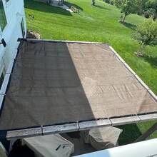 加厚优质遮阳网 - 耐用抗紫外线涤纶材质，适用于户外露台、阳台和屋顶遮阳，并具有增强的隔热性能