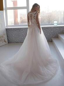 Elegant Romantic Boho Long Sleeves Lace Appliques Tulle Wedding Dress Registration,Evening Party Dress Birthday Party Dress,Romantic Church Ceremony Wedding Dress,Suitable For Wedding,Dating,Party,Singles' Party,Vacation,Formal Occasions,Dinner Dress,Prom Dress,Homecoming Dress,Cocktail Party,Wedding Guest Dress,Graduation - 白色 - 查看 1