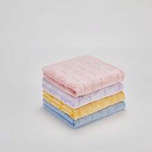 Miniso Sanrio Characters Microfiber Towel High-Density Microfiber Material With Strong Water Absorption & Quick-Drying & IP Pattern Printing Suitable For Home Face Washing And Bathroom Wiping (1 PC)